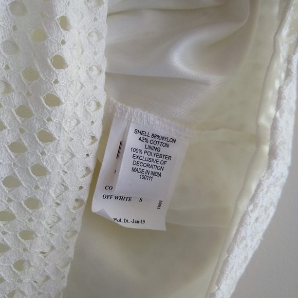 Annabelle White Lace Crochet Round Neck sleeveless eyelet Top Size Small - Picture 10 of 11